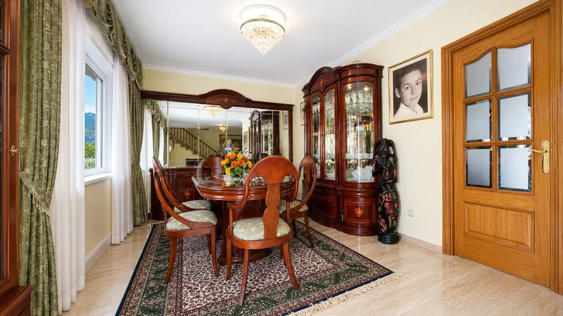 Traditional villa with guest apartment in Santa Ponsa Mas — photo 8