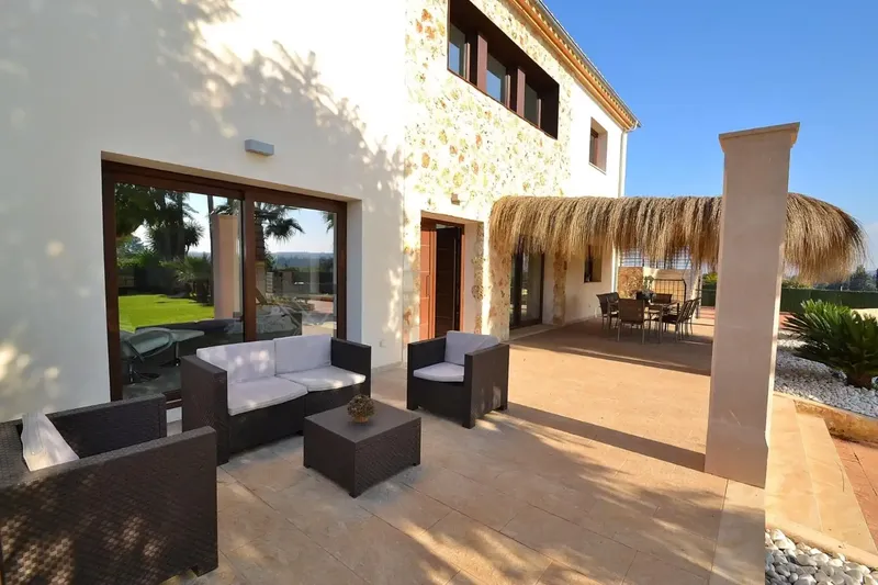 Magnificent newly built finca combining the charm of traditional Mallorcan architecture with modern comforts — photo 11
