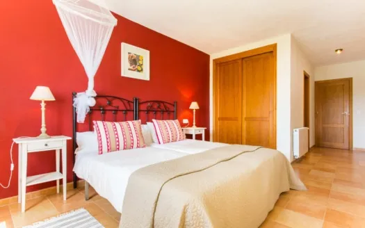 Beautiful finca with vacation rental license in Port Verd / Cala Millor — photo 11