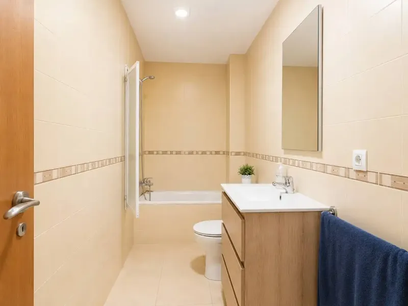 First floor apartment with parking space — photo 12