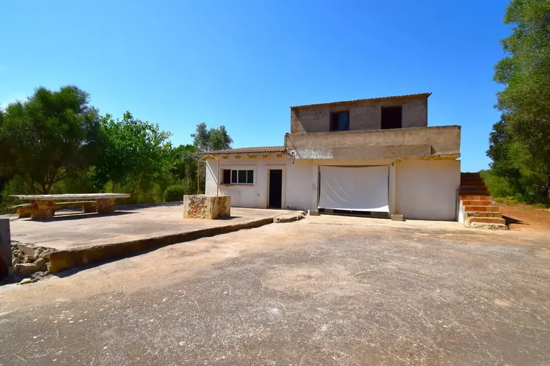 Rustic finca with house in process of legalization, great privacy and easy access in Muro — photo 1