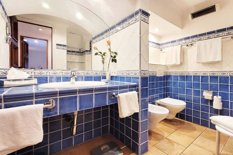 Cala Llamp: 2-bedroom apartment with sea views for rent — photo 6