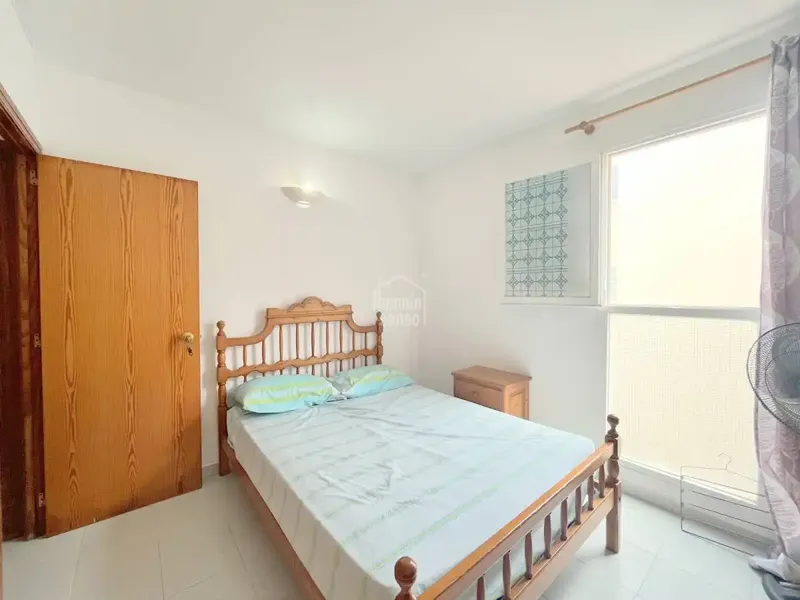 Sunny apartment on the second floor, located in the heart of Cala Millor, just two minutes from the beautiful beach. The area offers all — photo 9