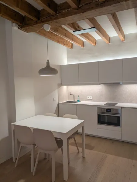 Temporary Professional Rental - One bedroom in La Lonja, with communal terrace — photo 2