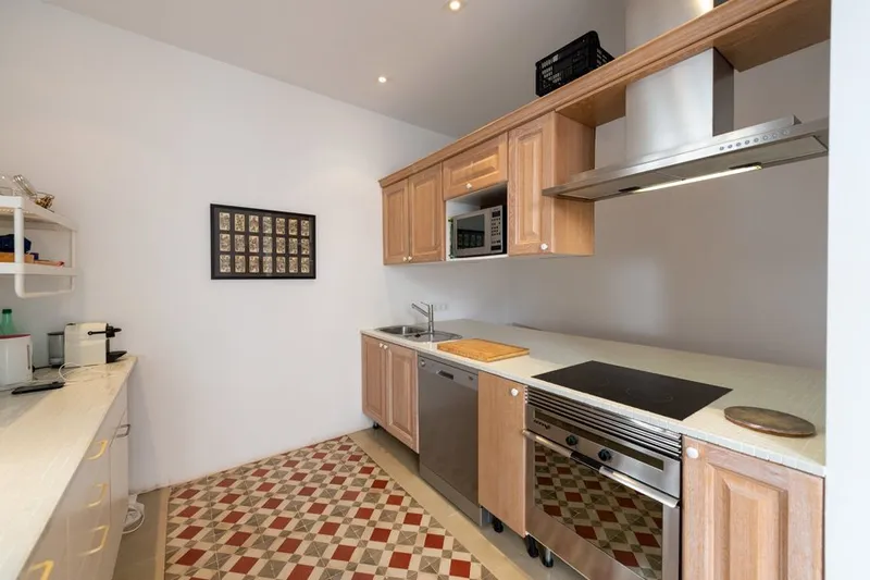 Beautiful modernist flat in Palma old town — photo 9
