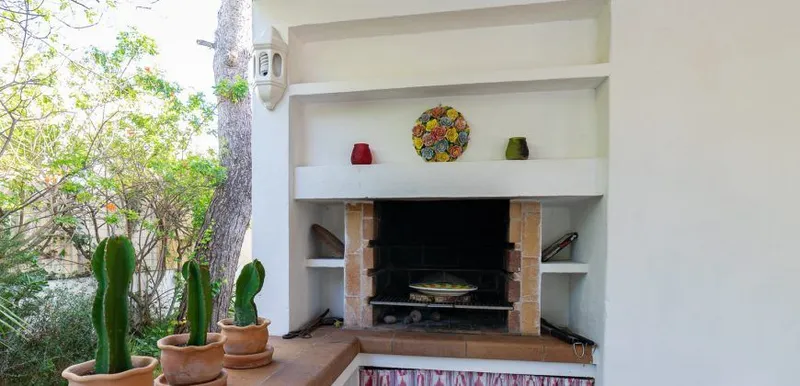 Chalet with pool in Cala Egos — 219 m², independent guest house, steps from the beach — photo 12