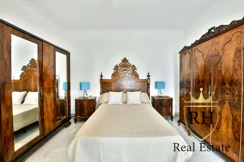 Discover this charming rustic house located in the Establiments area, an exclusive property that combines traditional character with all — photo 9