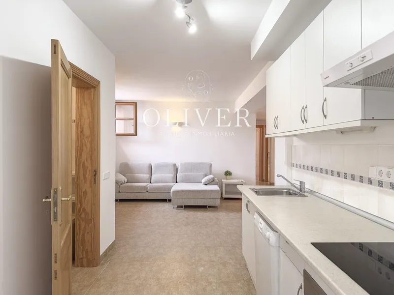 Ground floor in front of the beach in La Rapita — photo 4
