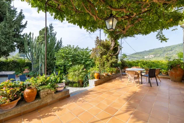 Finca with holiday rental license for sale in Biniaraix, Mallorca — photo 4