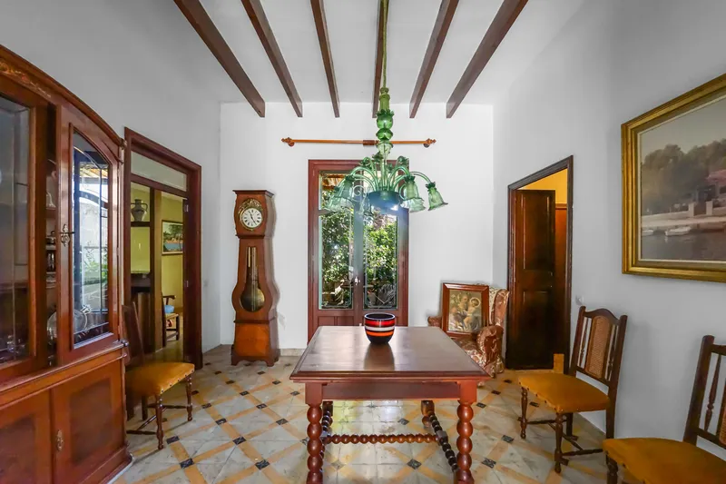 Sold by Us | Exclusive – Townhouse in the Center of Cas Concos — photo 4
