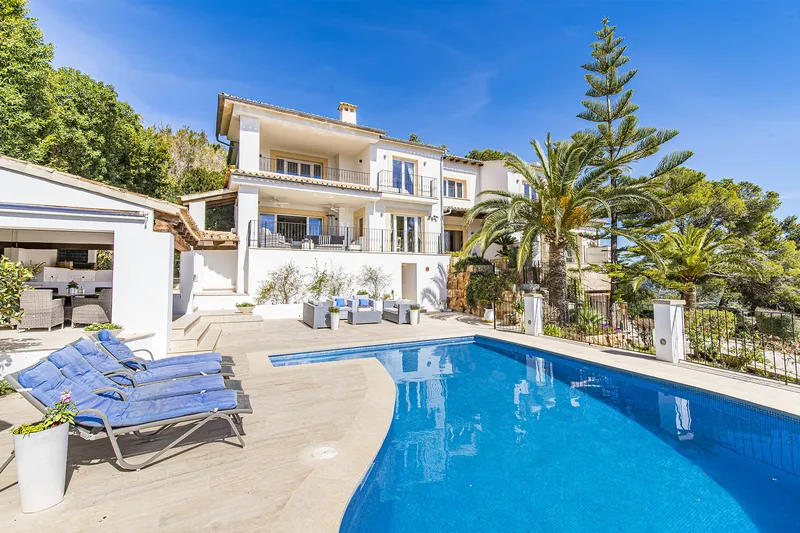 Port Andratx: Spacious villa with 4 bedrooms, pool and panoramic views for sale — photo 1