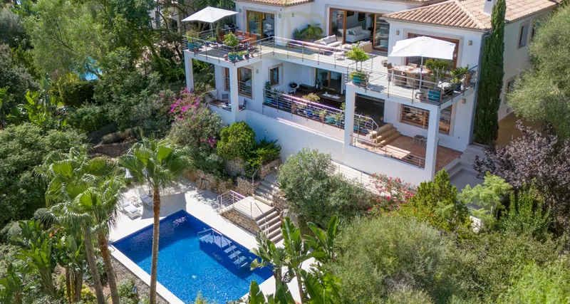 Exclusive villa in Puerto Pollensa with sea views in dreamy hillside location — photo 2
