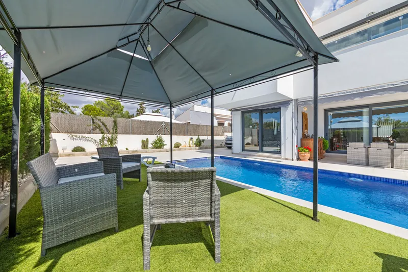 Modern chalet with pool in Son Bielo, S'Estanyol — photo 4