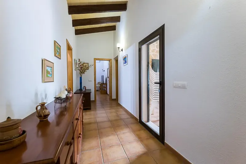 Unique and singular opportunity, exceptional rustic plot of 5453m² in the Capdepera area, housing not one but two complete — photo 10