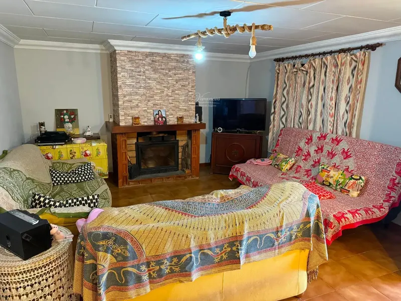Inmobiliaria Vivancos offers this rustic finca located in the municipality of Algaida, 122m² registered, of which 87m² correspond to the main house — photo 4