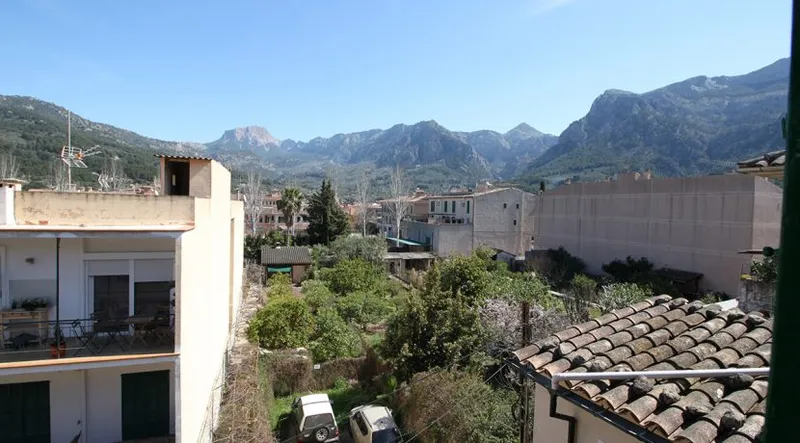 Manor house with orchard in the center of Soller — photo 10