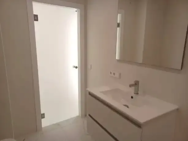 Spectacular brand new 140 m² apartment next to the Town Hall! 5 bedrooms and possibility to divide into 2 independent homes — photo 3