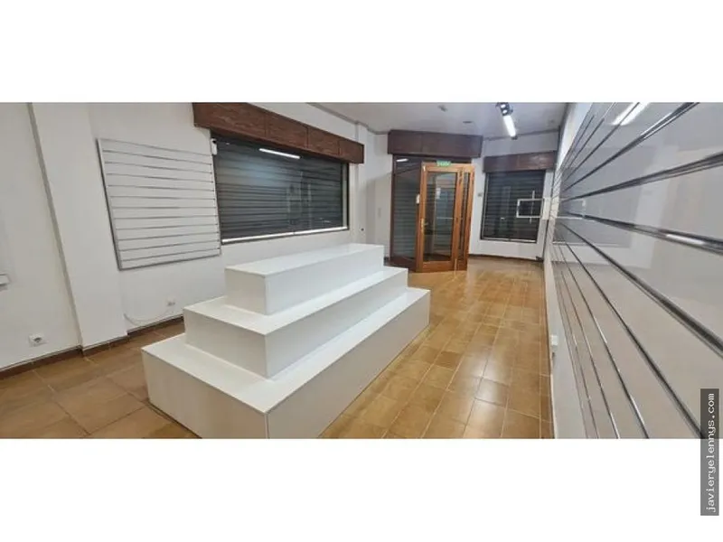 Rental of premises on Calle del Mercadal — photo 3