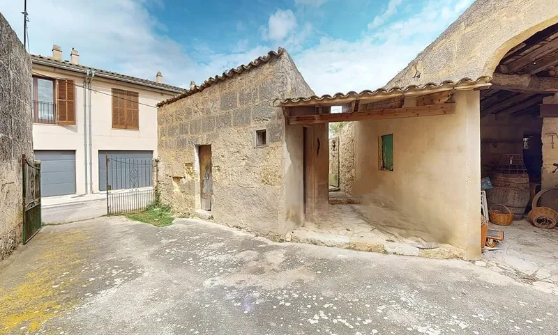 Large traditional house to renovate in Ses Alqueries — photo 4