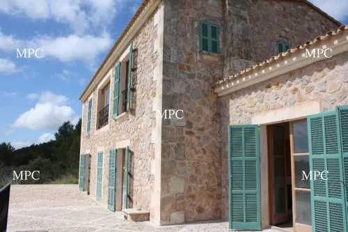 House-finca — photo 1