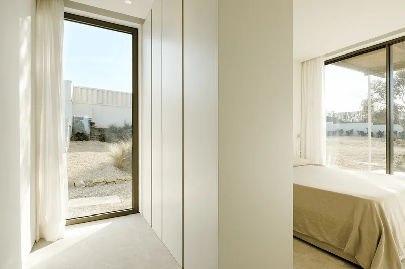 Minimalist villa newly built in Son Gual — photo 9