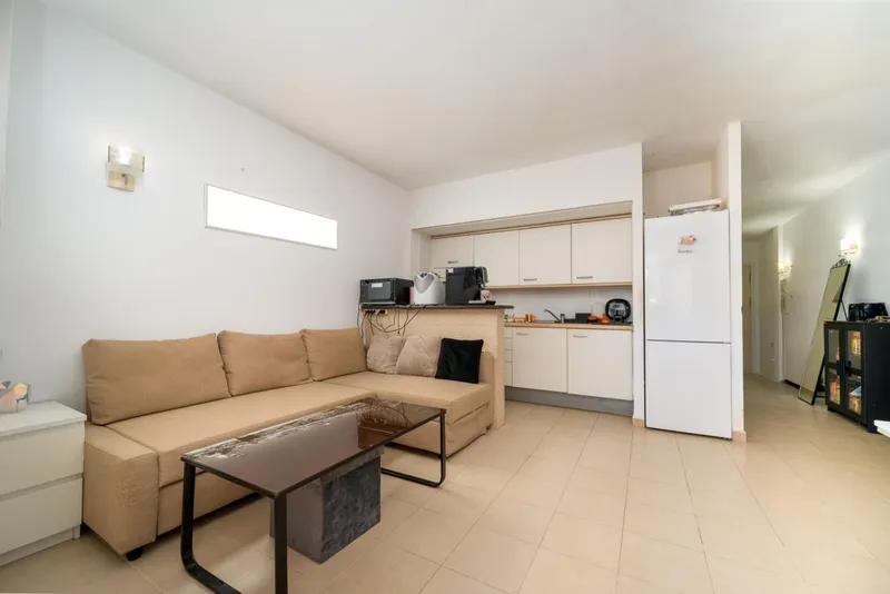 Functional apartment with pool and parking — photo 6