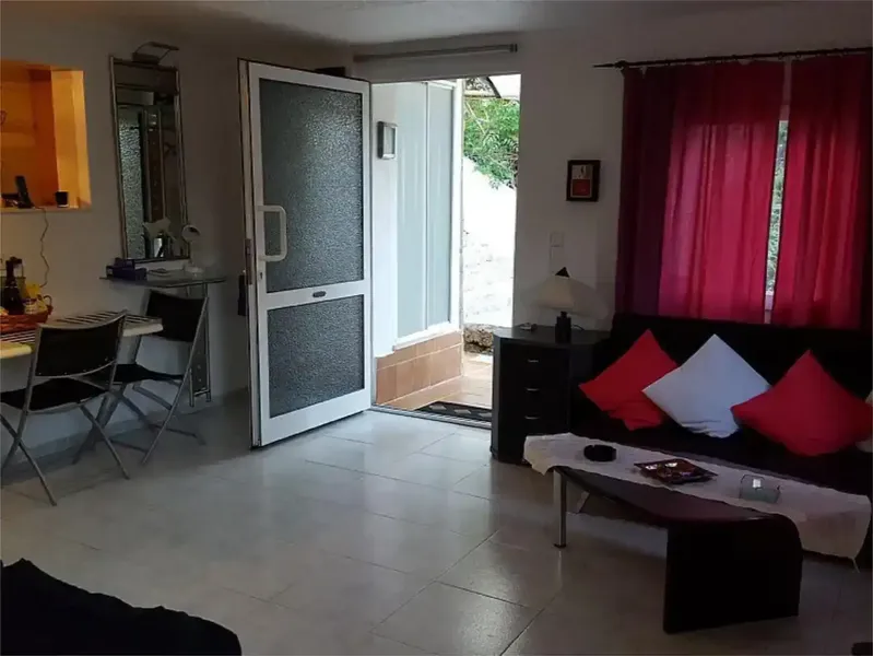 Einfamilienhaus mit Apartment auf Mallorca-Ostküste für 6 (9) Personen mit 3 Schlafzimmern und 2 Bädern, 100m bis zum Traum-Strand Cala Roma — photo 11