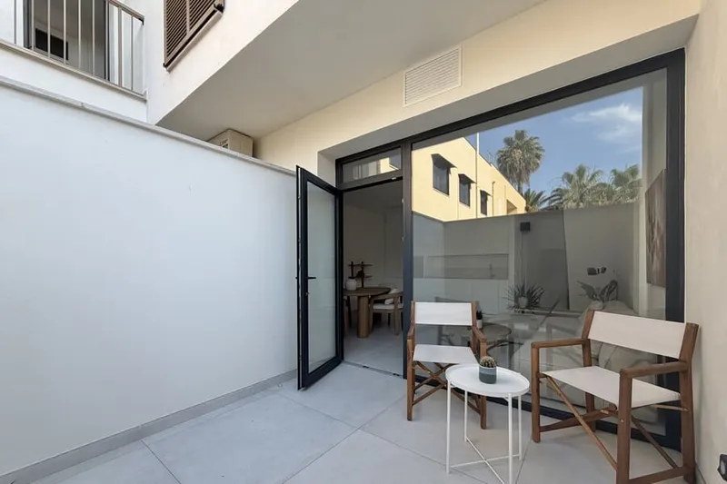 Renovated townhouse with rooftop terrace in Molinar — photo 4