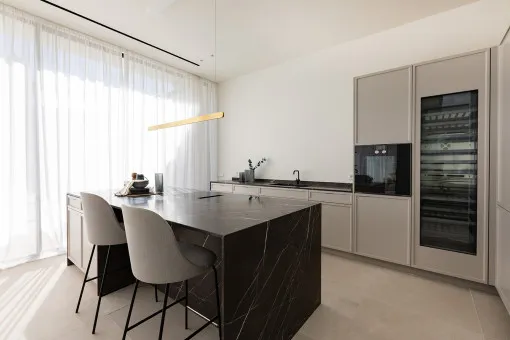 Genova, newly built villa with infinity pool and mountain landscape views in Génova — photo 6