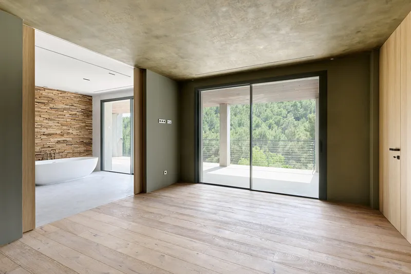 Exclusive: Ultra-modern villa with wood and exposed concrete and indoor pool in Son Vida - Marcel Remus Real Estate — photo 11