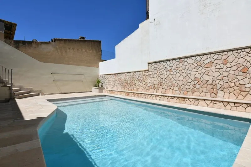 Cozy and spacious townhouse with a pleasant outdoor area in Porreres — photo 4