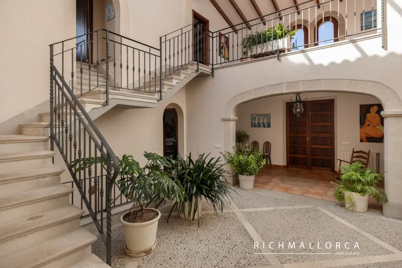 Elegant Mallorcan Home with Patio, Views and Pool — photo 11