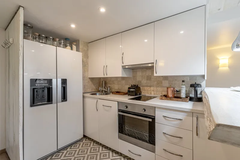 Modern apartment with partial sea views in a complex by the sea 1 — photo 10