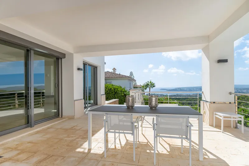 Villa in Costa den Blanes - Wonderful pool terrace with sea views — photo 10