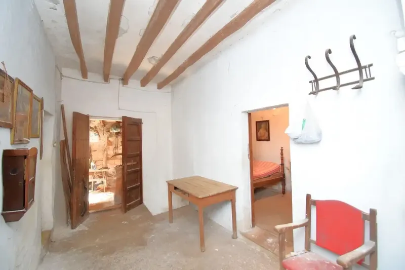 Fantastic village house to renovate with large garden in Muro — photo 9