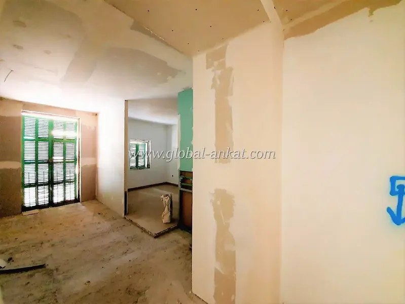 House in the center of Felanitx (La Soledad area), with a plot area of about 361m2. According to the project, it is distributed as follows — photo 6