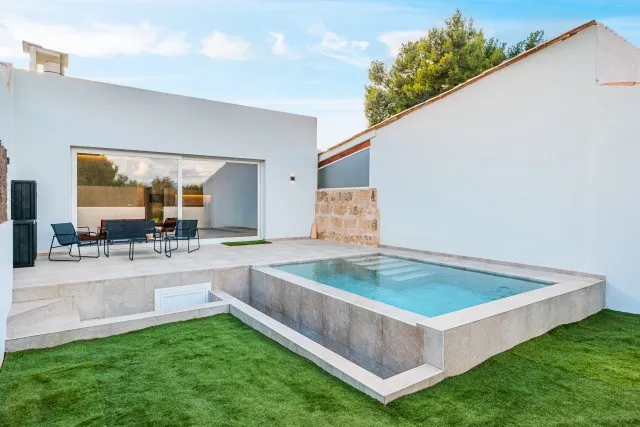 Excellent condition house for sale in Palma de Mallorca with swimming pool and garden — photo 1