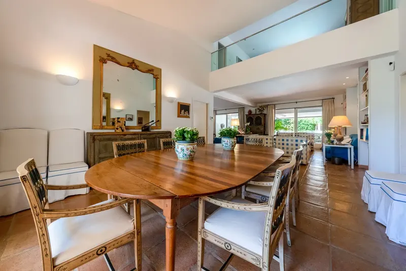 A paradise in the center of Cala Ratjada: This charming villa with large pool, pool house and private garden is located on a plot — photo 6
