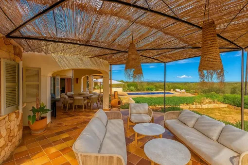 Santa Margalida: Stylish sea-view finca with pool, guest house and privacy in St. Margalida — photo 2