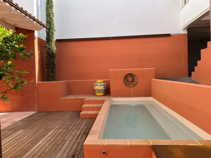 Townhouse in Felanitx - View into patio with pool — photo 3