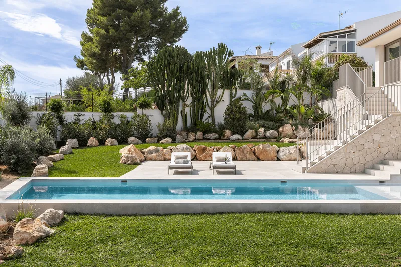 Mediterranean style villa in Palmanova — photo 2