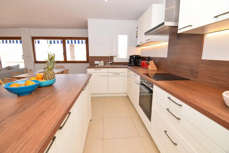 Apartment in Colònia de... — photo 8