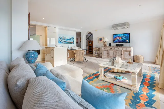 Exclusive Seafront Penthouse for Sale in Ses Covetes, Southeast Mallorca — photo 3