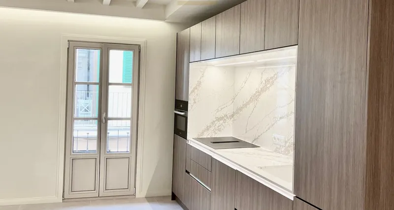 Beautiful luxury renovated old town apartment in Palma — photo 4