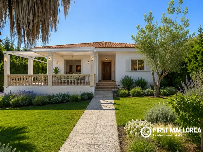 Villa in Badia Gran, Mallorca — photo 1