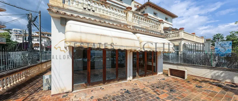 Classic villa on the port of Cala Nova in San Agustin for renovation — photo 2