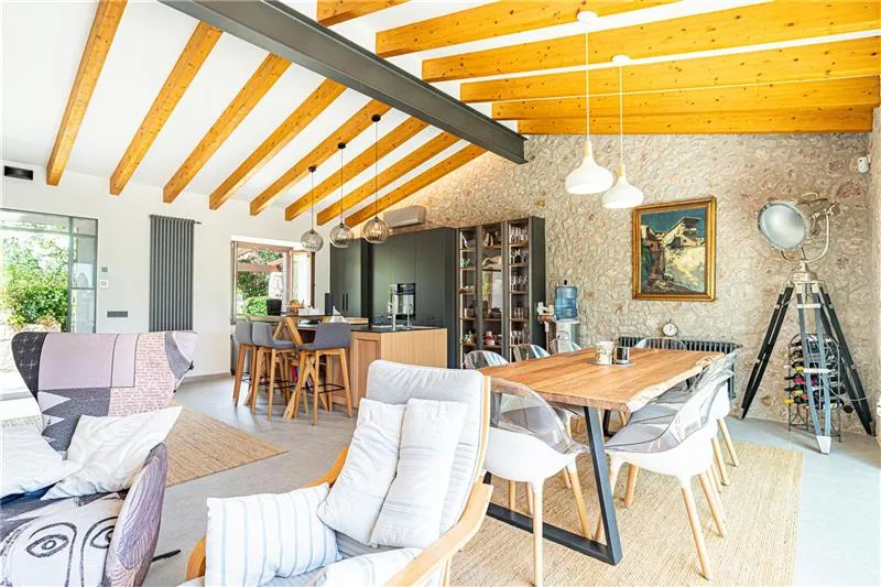 Finca with swimming pool on a plot of approx. 24,000 m² with open views of the Sierra de Tramuntana — photo 3