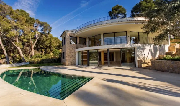 Contemporary villa in Santa Ponsa, architecture, privacy and Mediterranean lifestyle close to... — photo 3