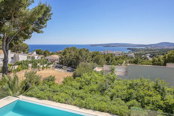 Long-term rental: Villa with sea view in Portals - Marcel Remus Real Estate — photo 10