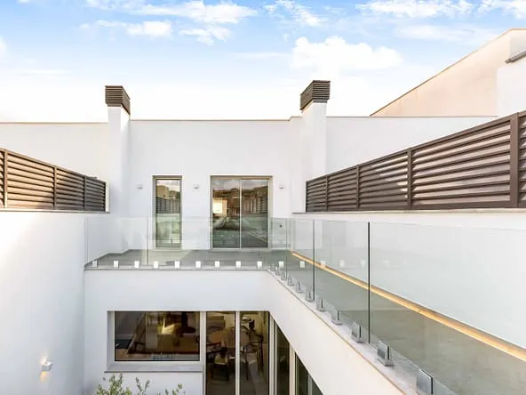Newly built townhouse in Son Rapinya — photo 1